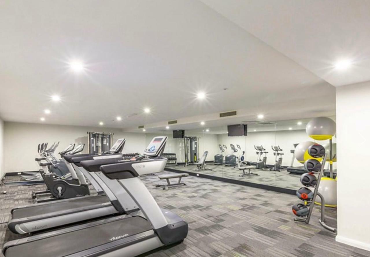 Governor Luxe 1 Bedroom Apartment In The Heart Of Barton Wifi Gym Wine Secure Parking Canberra Kingston Exterior foto