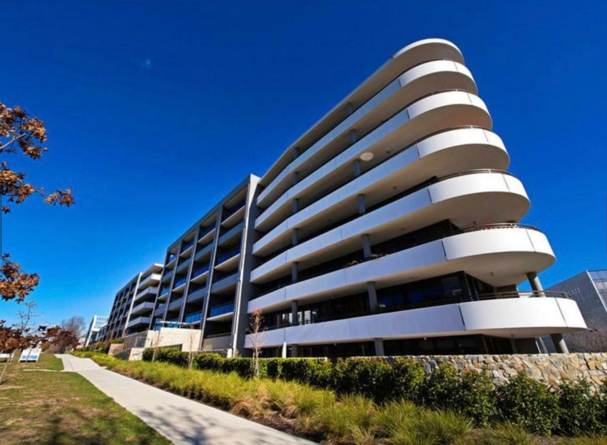 Governor Luxe 1 Bedroom Apartment In The Heart Of Barton Wifi Gym Wine Secure Parking Canberra Kingston Exterior foto